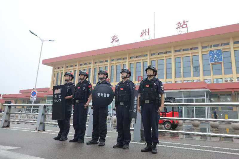 兗州公安：團圓時的最美“警”色